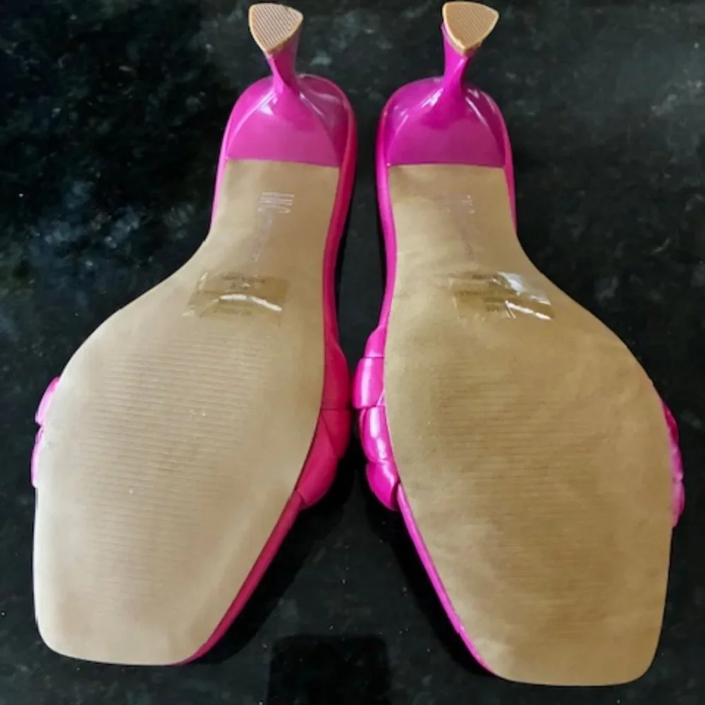 Women's Kitten Heel Sandals - NEW; No Box 6.5M